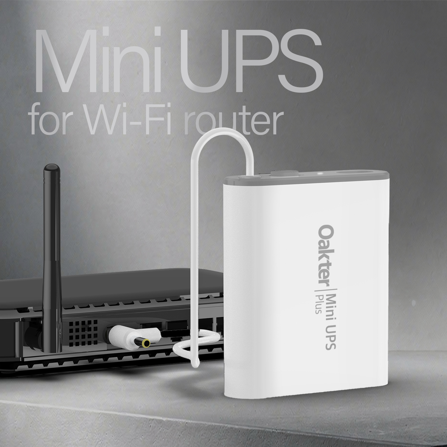 Oakter Mini UPS Plus connected to a Wi-Fi router