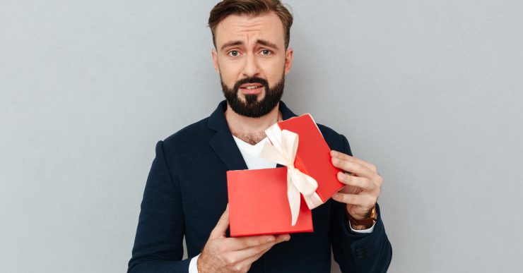 Traditional Corporate Gifts for Employees Don’t Work Anymore. Here’s Why